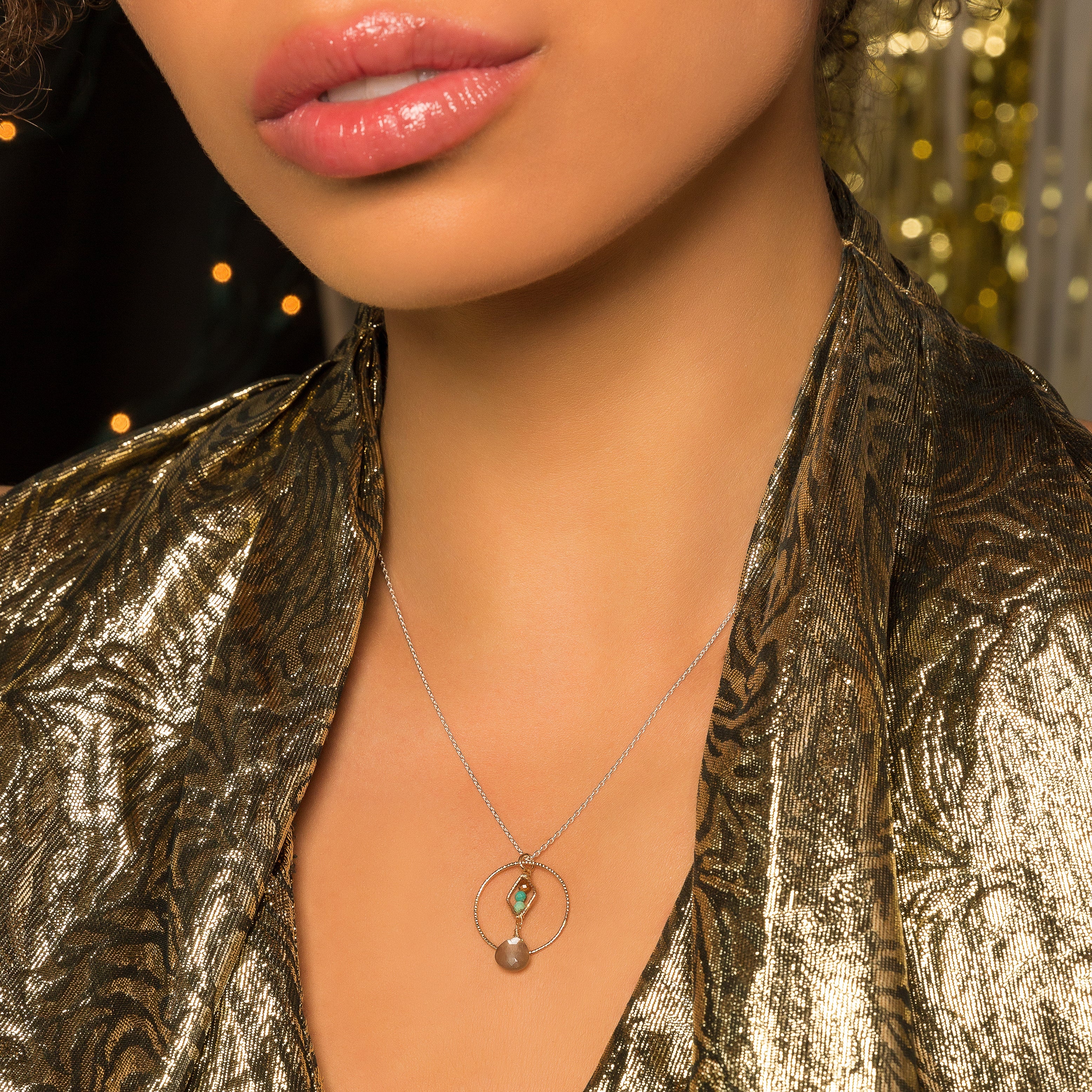 Glimmered Hollow Pendant