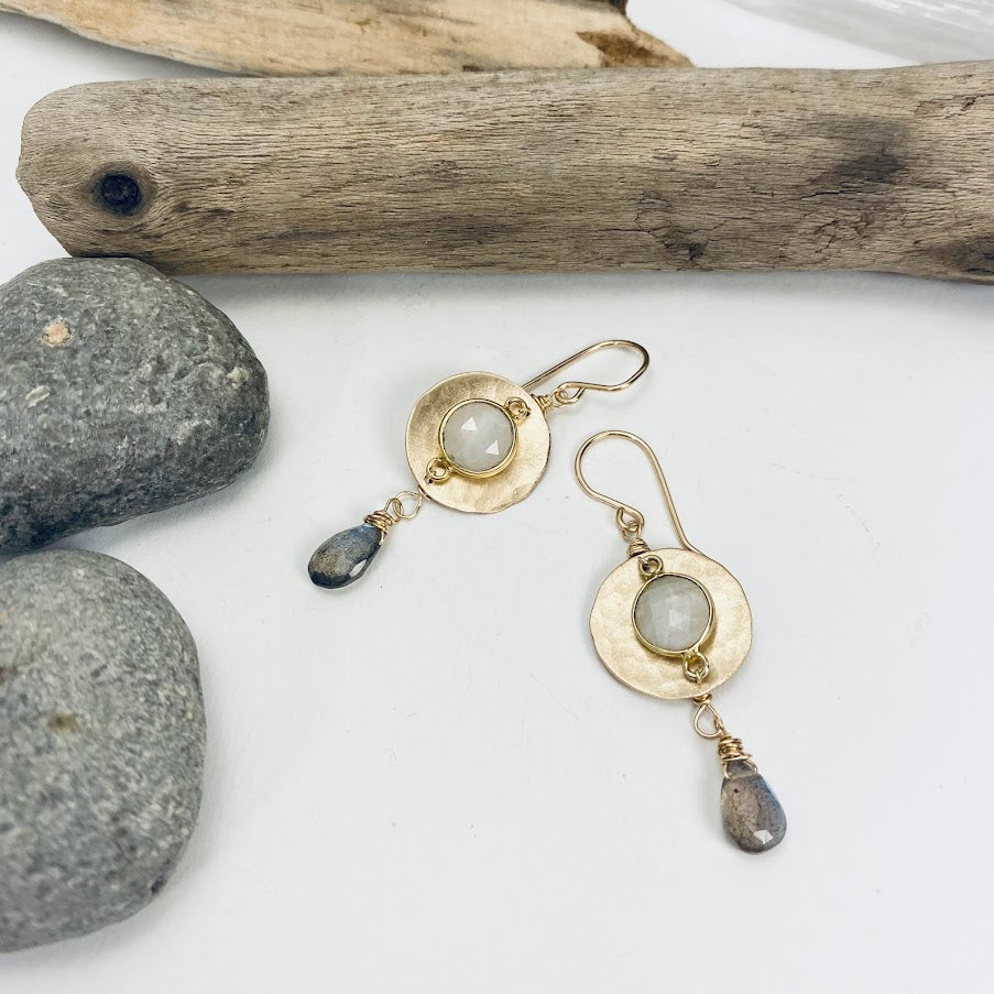 Flashing Gemstone Disc Earrings