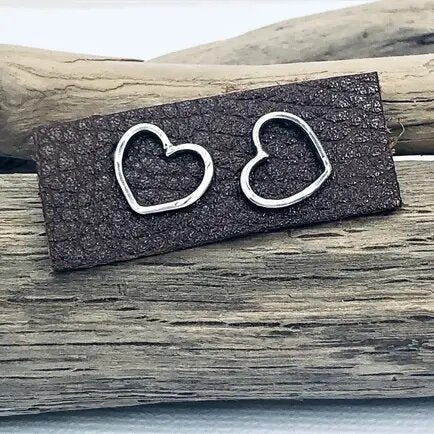 Open Heart Studs