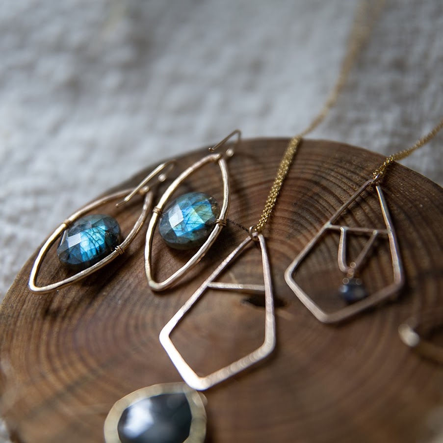 Pod Earrings