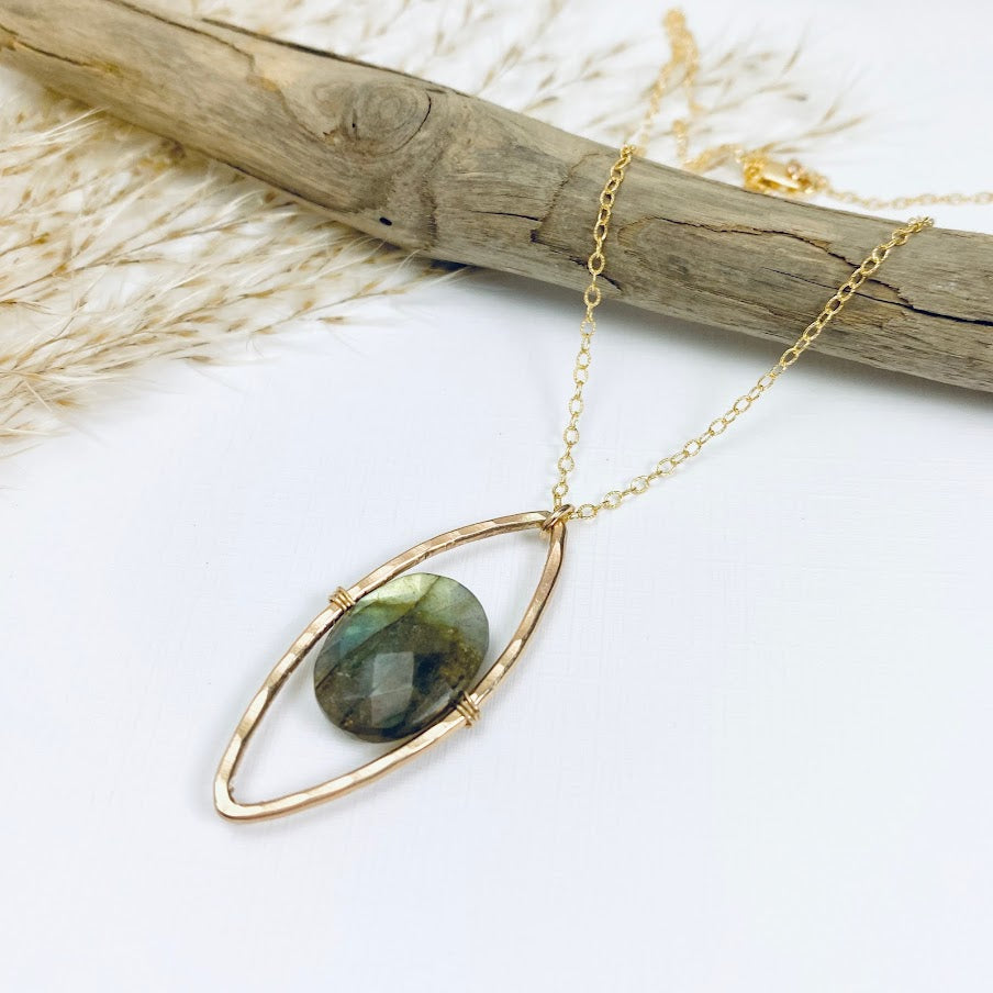 Pod Necklace