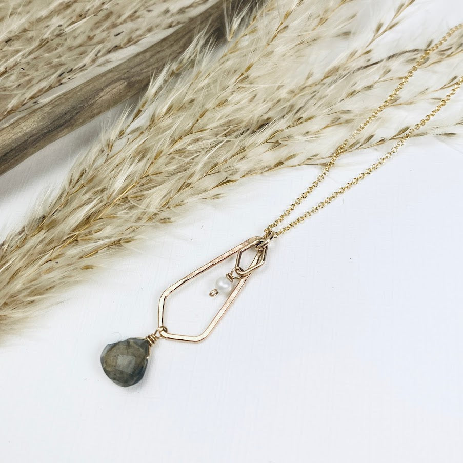 Daisy Necklace