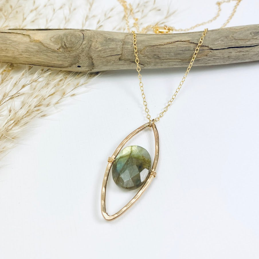 Pod Necklace