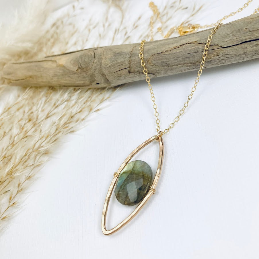 Pod Necklace