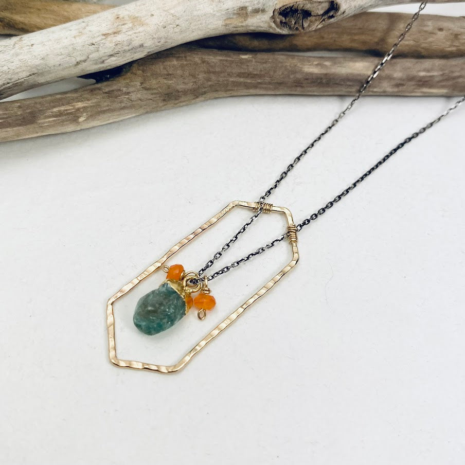 Geometric Contrast Necklace