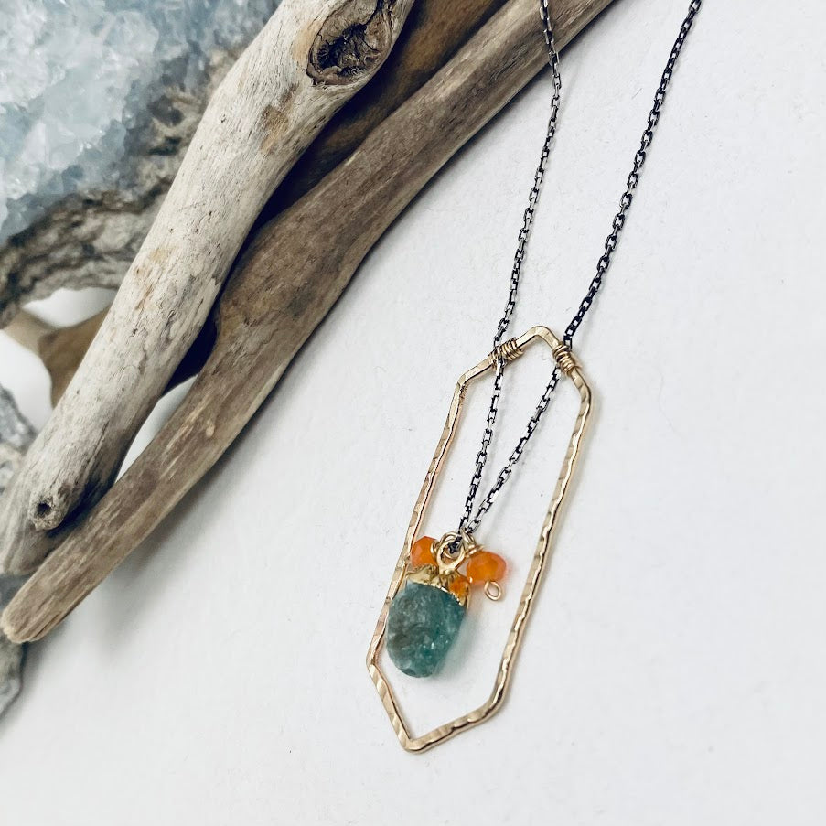 Geometric Contrast Necklace