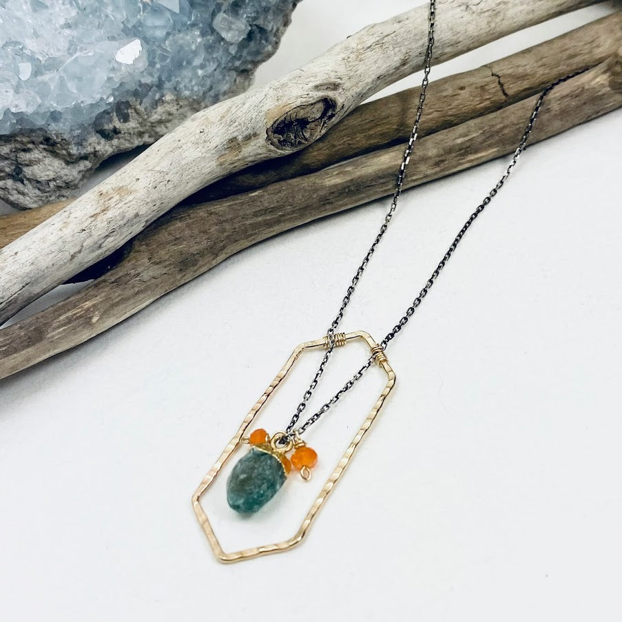Geometric Contrast Necklace