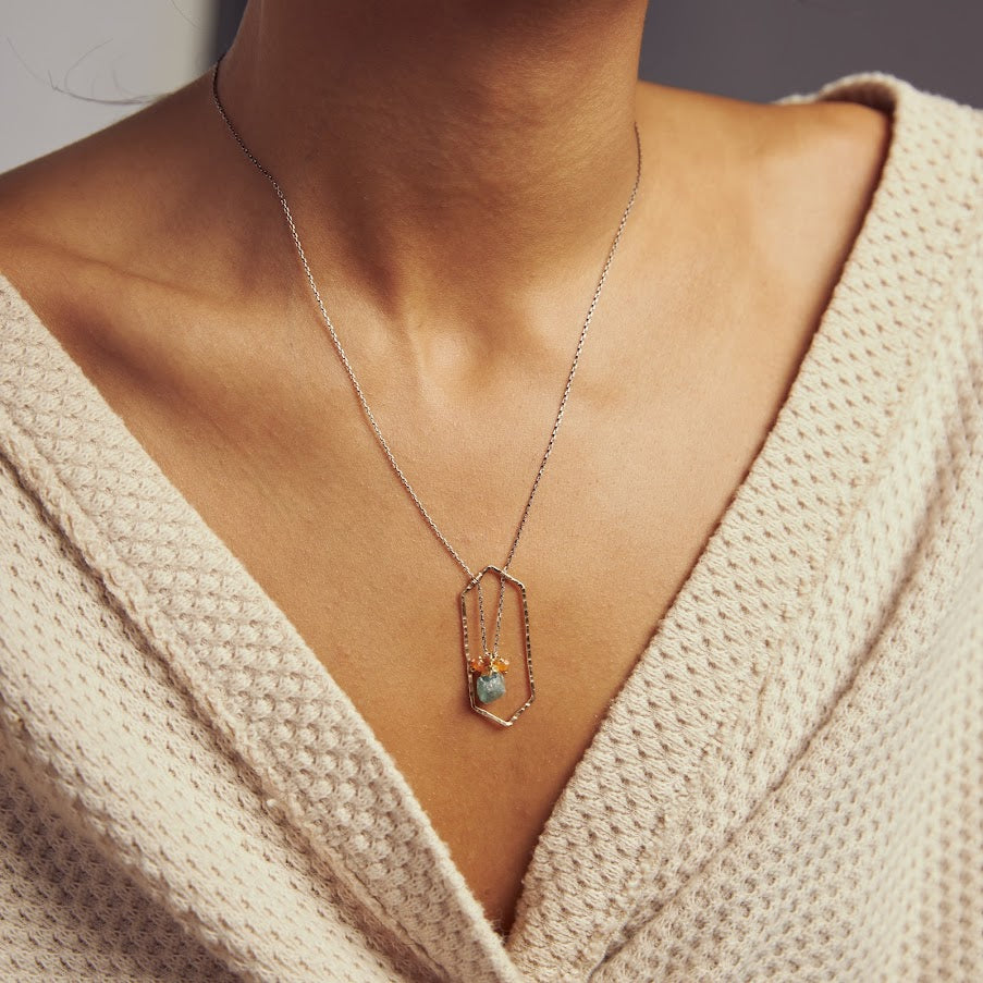 Geometric Contrast Necklace