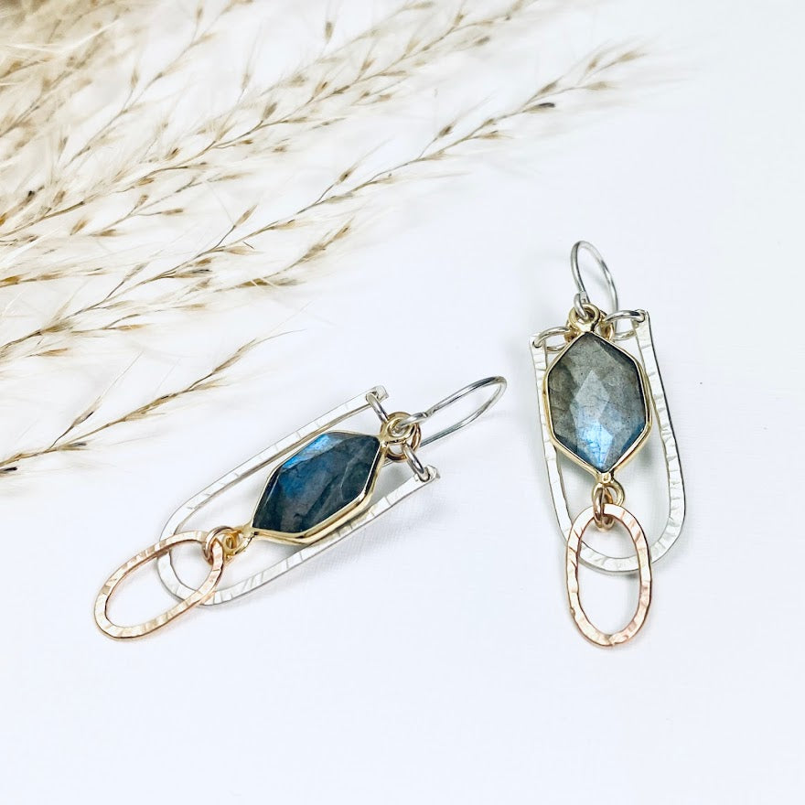 Moonbeam Queen Earrings