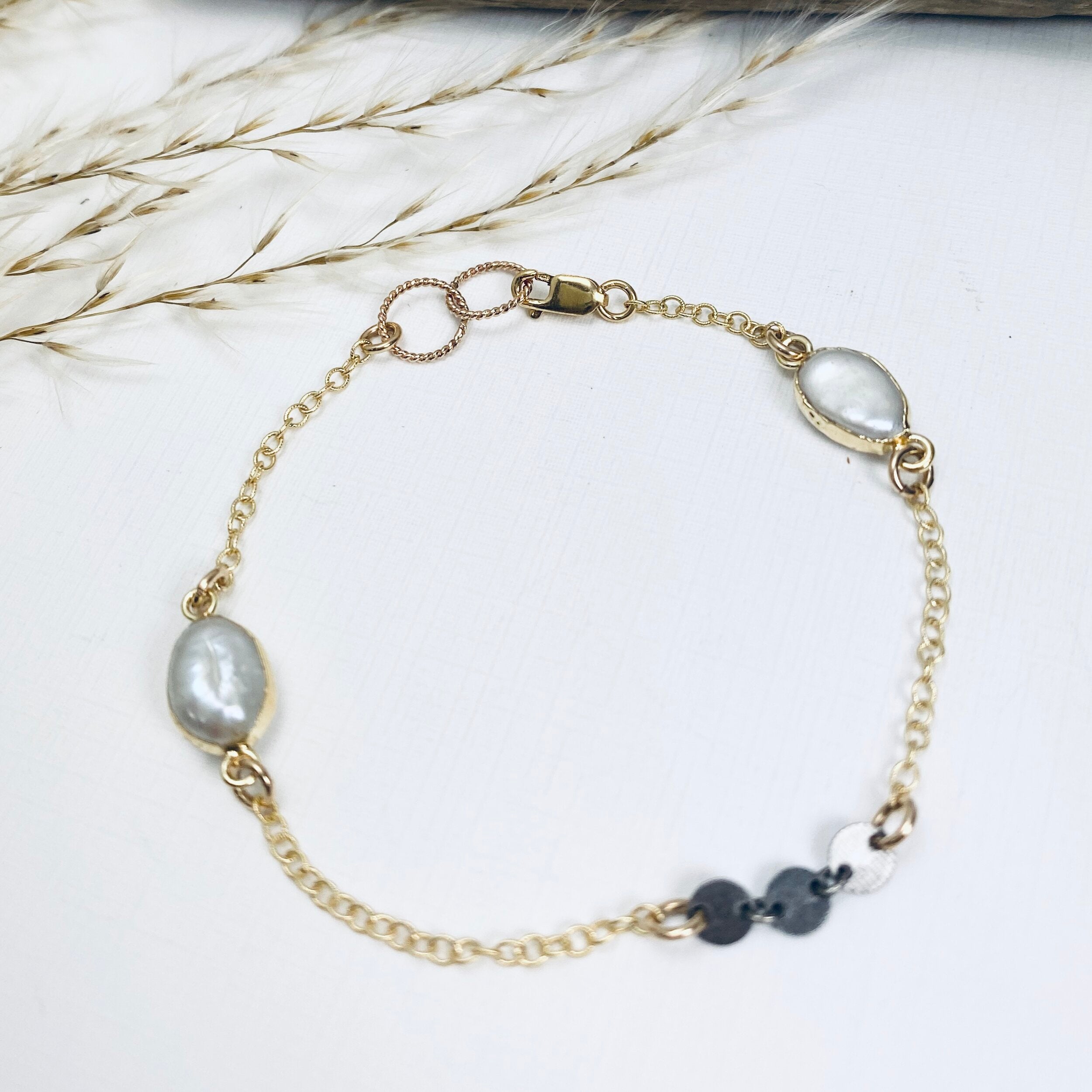Pearls and Chain Bracelet