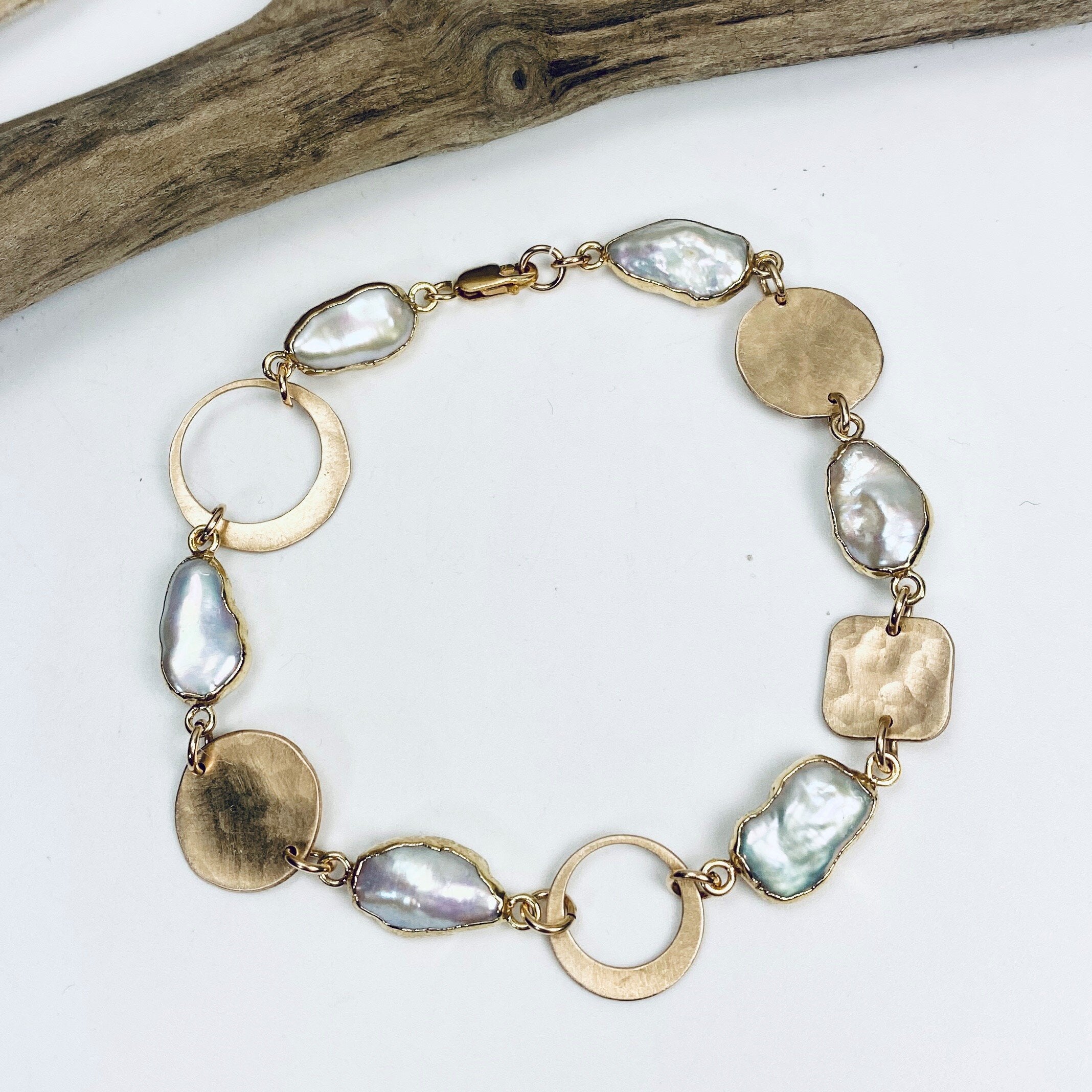 Pearl Discovery Bracelet
