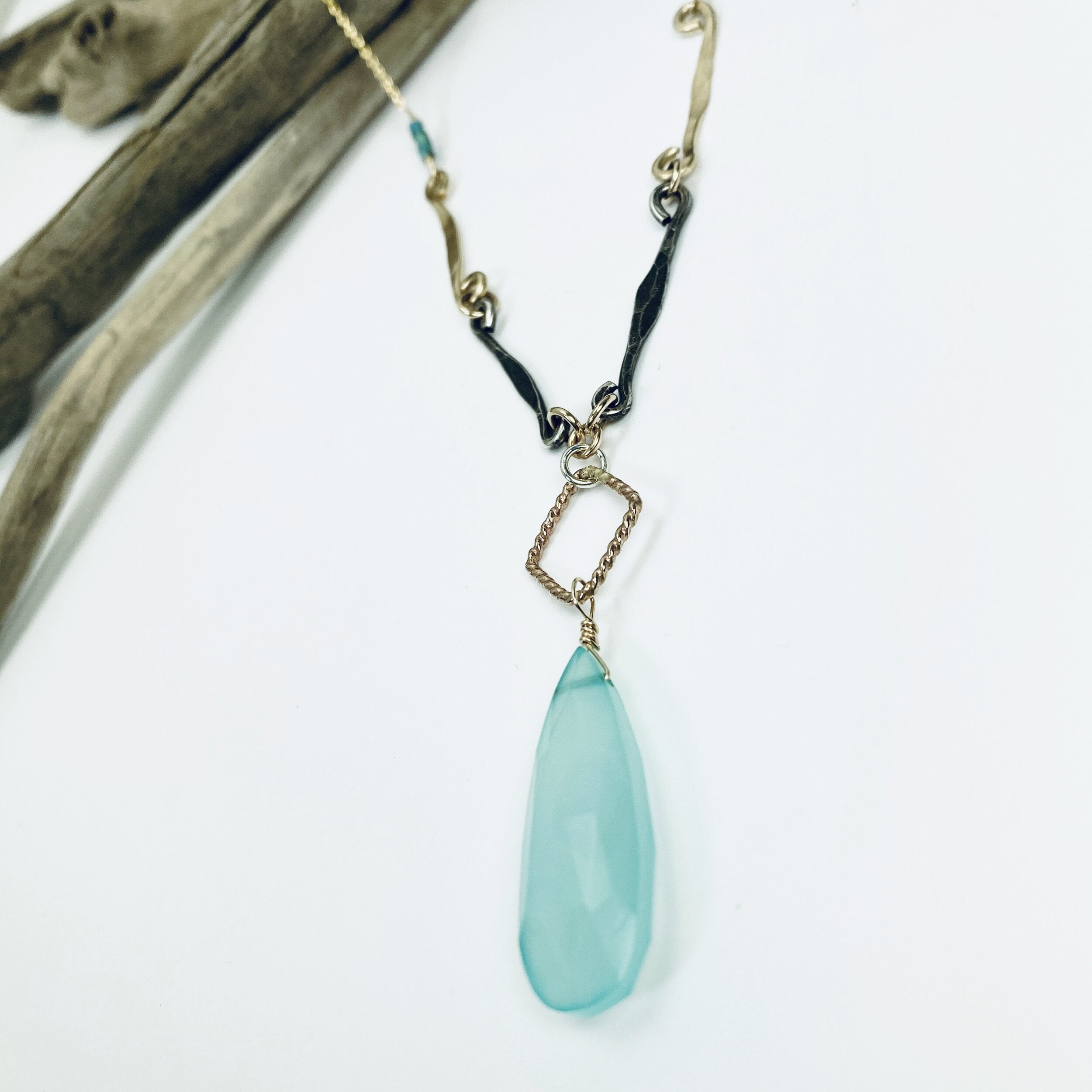 Chalcedony Contrast Necklace