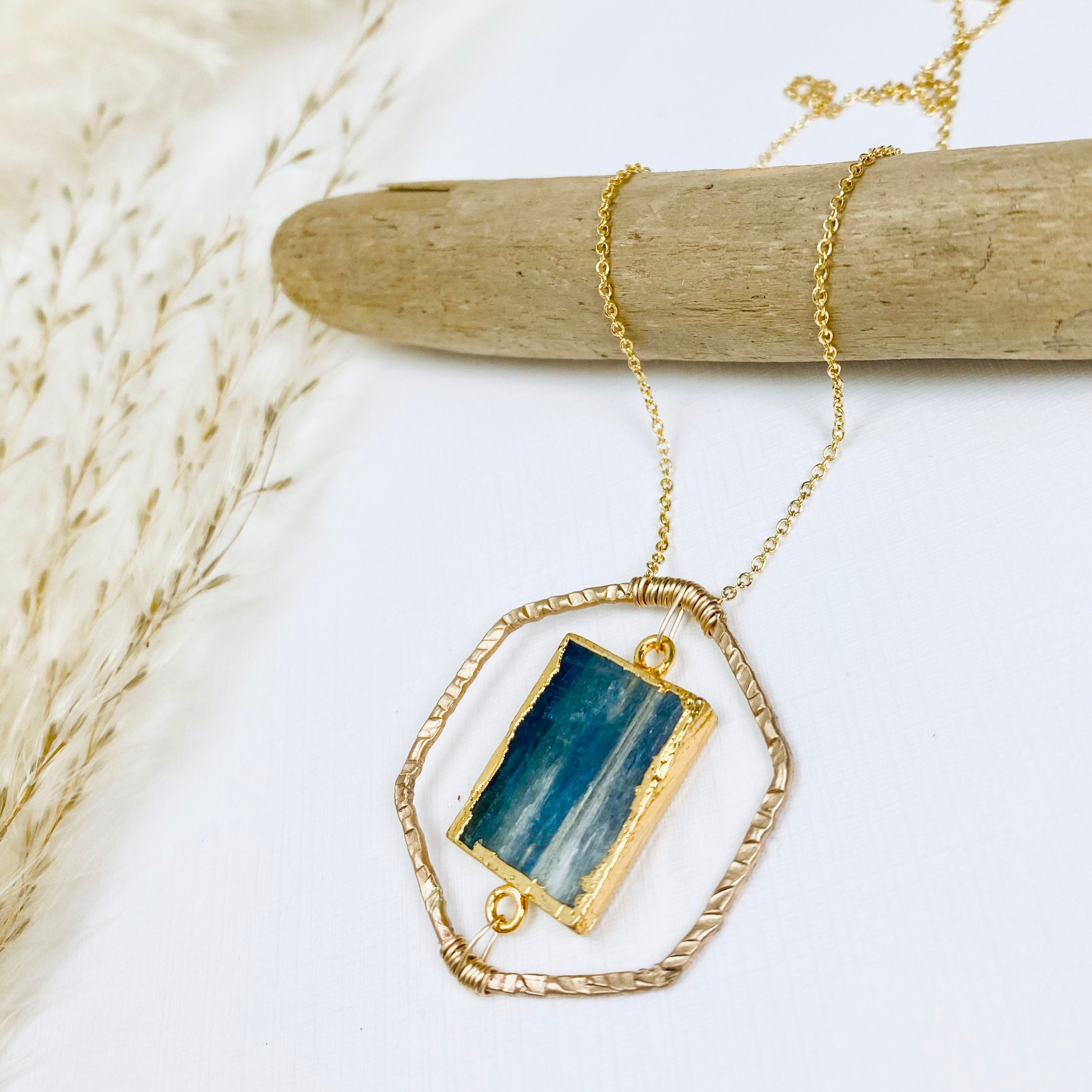Kyanite Queen Necklace