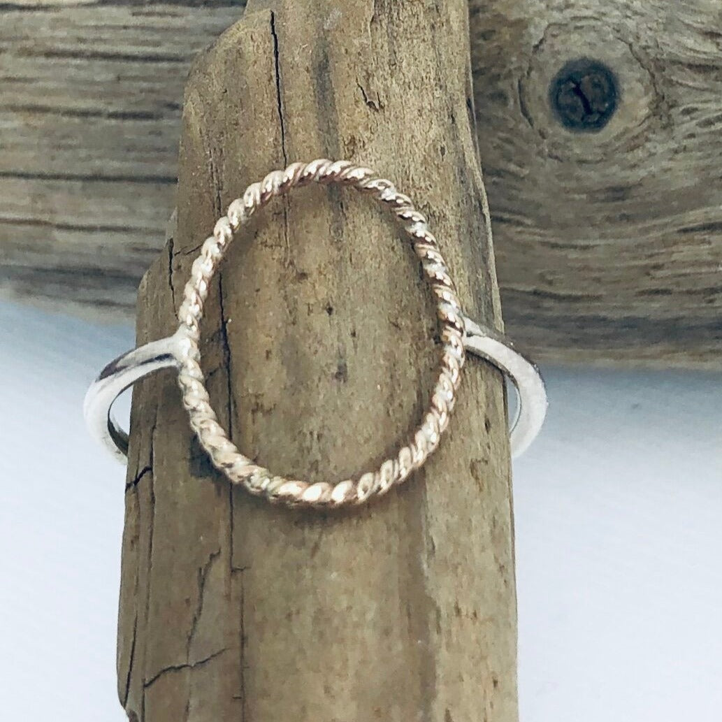 Twisted Oval Ring