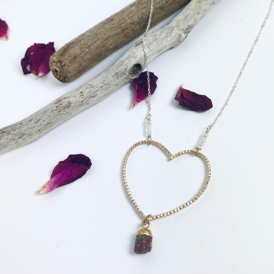 Everlasting Love Necklace