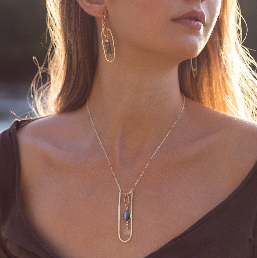 Moonbeam Queen Necklace