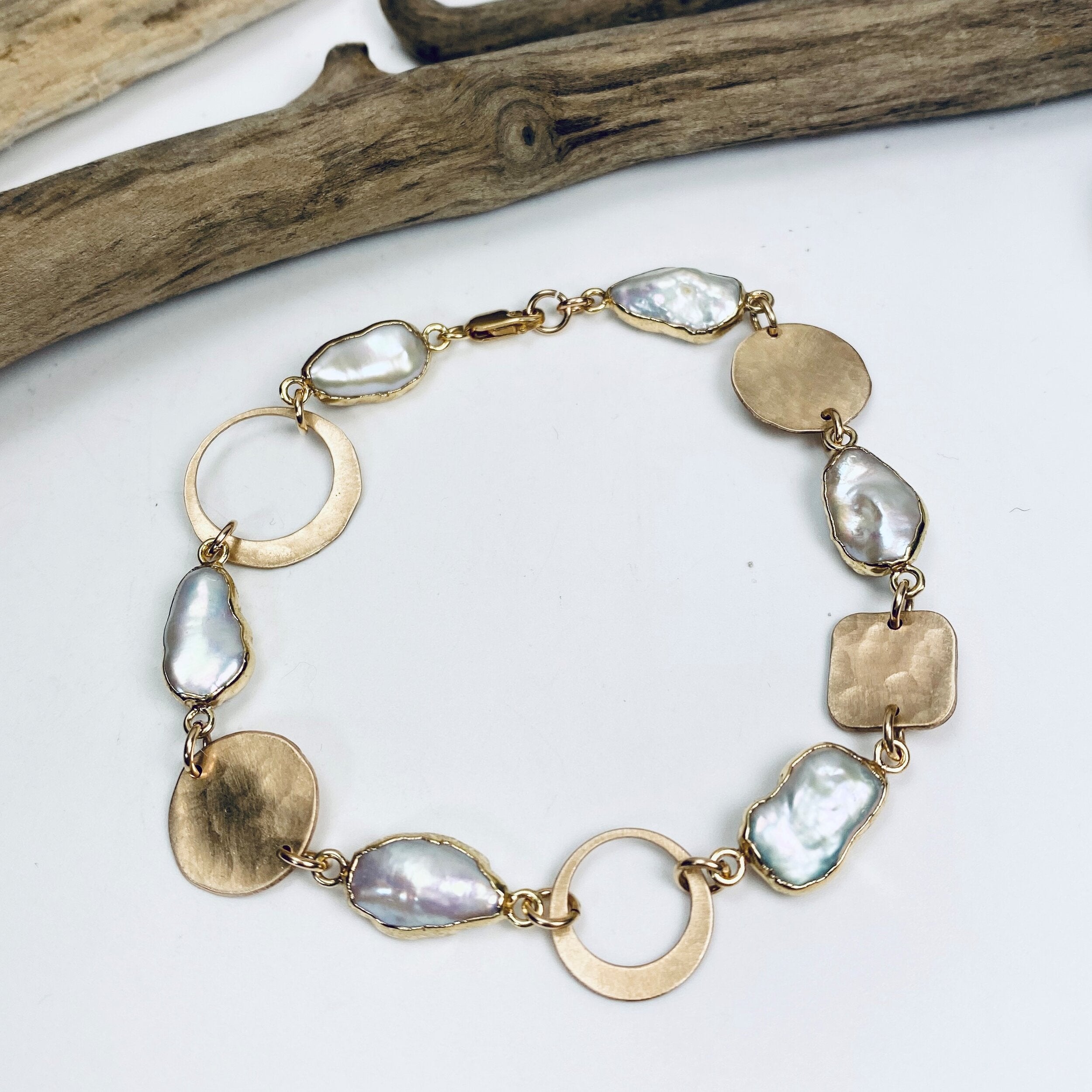 Pearl Discovery Bracelet