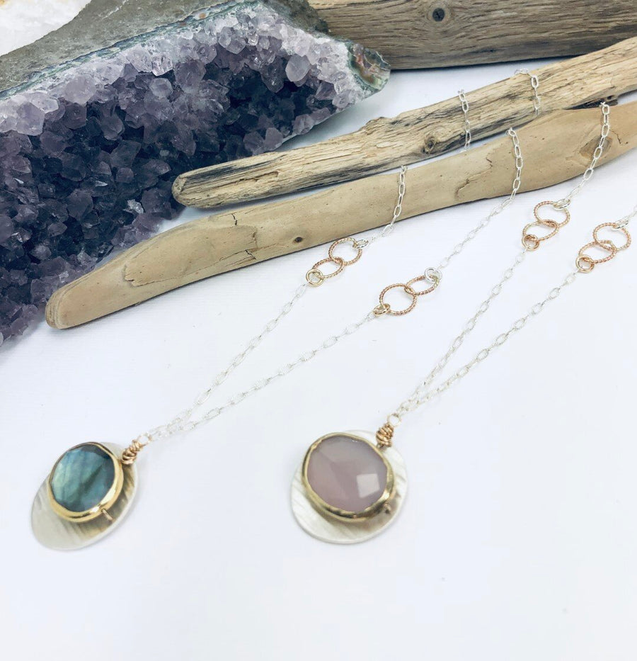 Bijoux Disc Necklace